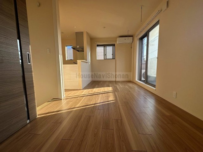 【居間・リビング】 | 神明貸家A棟