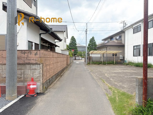 石岡市府中2期　新築戸建て　1号棟の前面道路含む現地写真|堂々！建物完成♪実際のお部屋をご見学可能です♪
ご見学が一番の資料！お気軽にお問い合わせ下さい♪
