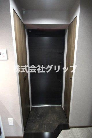 Le'a横濱和田町壱番館の玄関