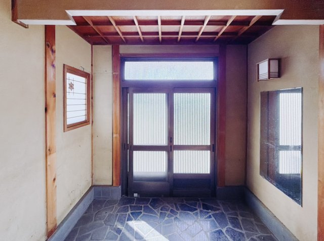 【中古戸建】太田市新田村田町1期の玄関|■玄関