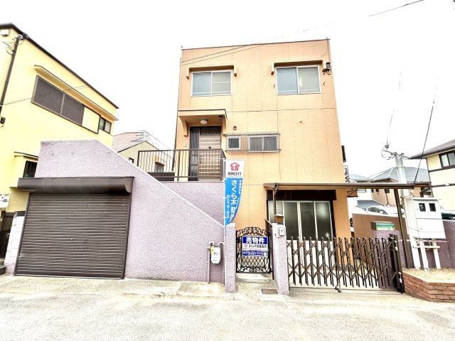 神戸市垂水区霞ケ丘６丁目戸建の外観