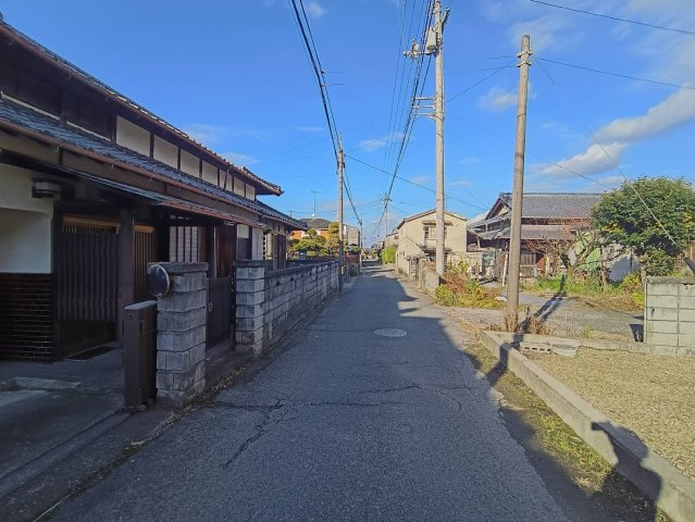 西条市福武甲1037　売土地の周辺|前面道路