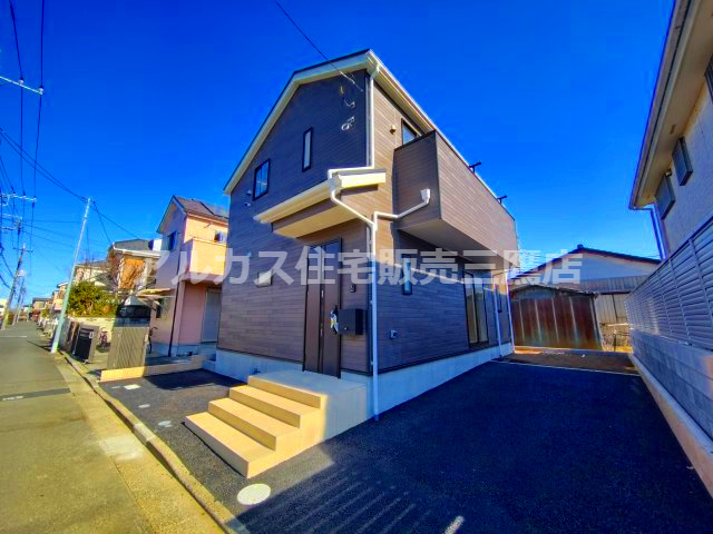 三鷹市上連雀７丁目の新築一戸建