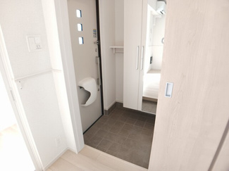 【玄関】 | エヴァグリーンヴィラⅠ