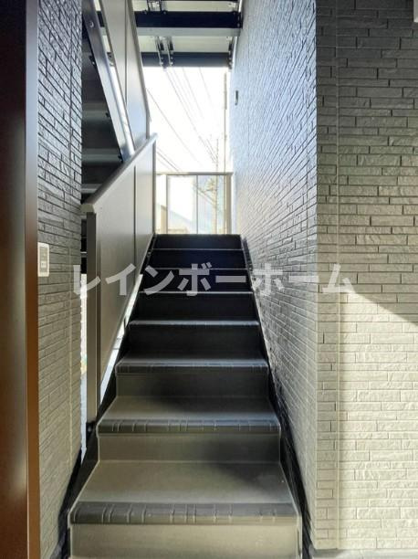 イクシオ江戸川Ⅱのロビー|※同じ管理会社の参考写真です。