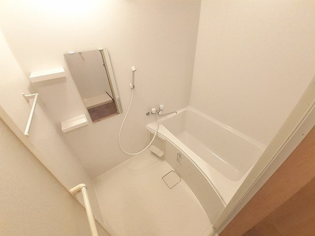 ガーデンパークＢの浴室