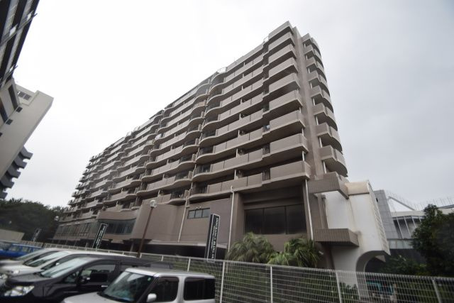 ＩＮＳＵＲＡＮＣＥ　ＢＬＤＧ．Ⅸの外観|きれいな外観です