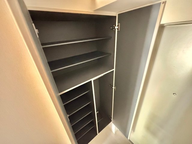 OA FLAT阿成の玄関