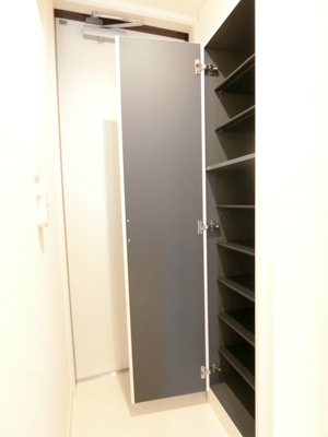 【玄関】 | リブリ・湘南善行