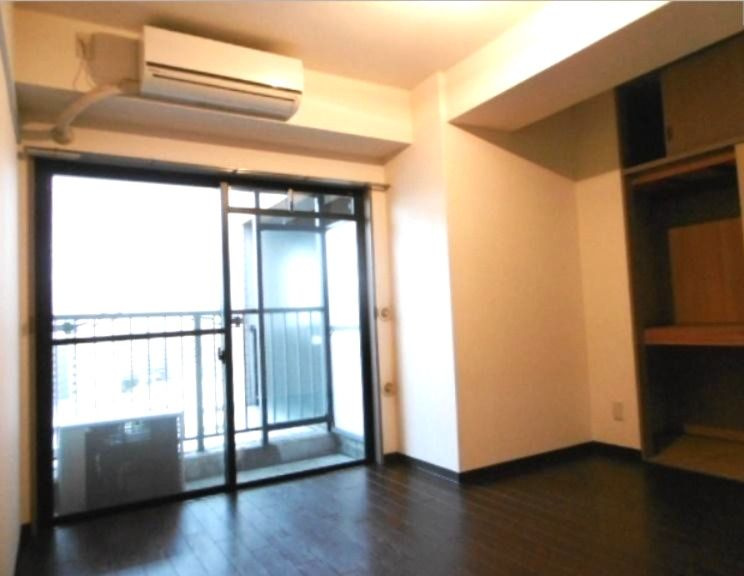 シャンテ三宿の居間・リビング