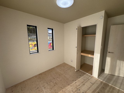 【和室】 | 南城市知念久手堅（全4棟）A号棟 | A号棟　和室5帖＋収納付き♪