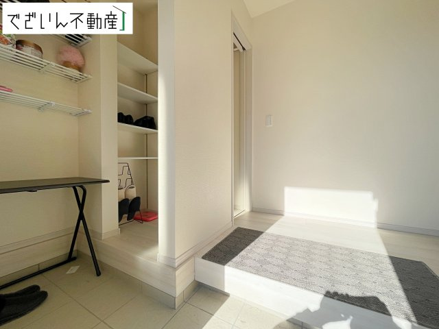 【玄関】 | 本庄市児玉町児玉　中古住宅 | 現地(2026年1月撮影)