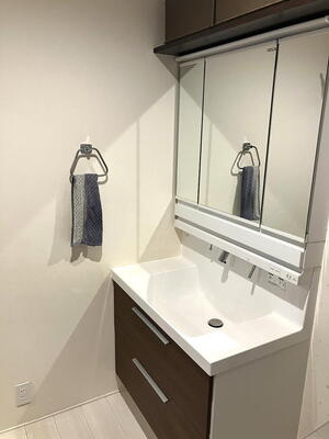 守山市小島町　中古戸建