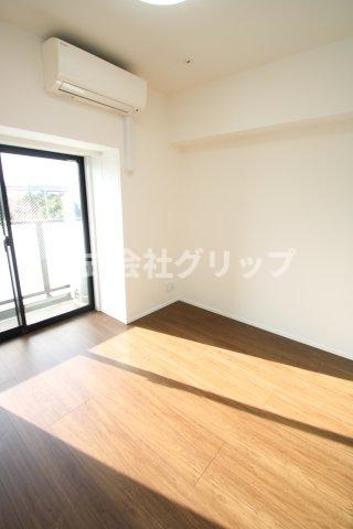 スパシエウインド横浜の洋室