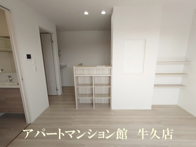 セレウィータ栄町の駐車場