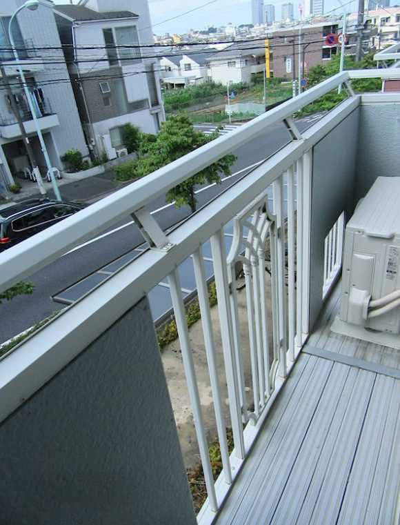 ハイランド駒沢　二人入居可　和室　礼金０のバルコニー