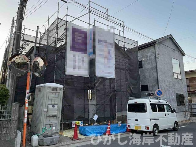 茅ヶ崎市南湖6丁目　新築戸建の外観| 建築中　現地外観