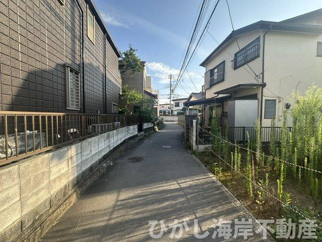 茅ヶ崎市矢畑　売地の前面道路含む現地写真|現地外観