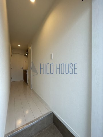 MQuarto箭弓町の玄関