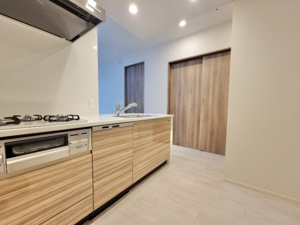 【キッチン】 | 【キッチン】ワイドシンク、食洗機、ビルトインコンロなど機能充実のカウンターキッチン！