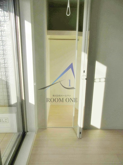 アネーロ経堂の収納|ウォークインクローゼットです。