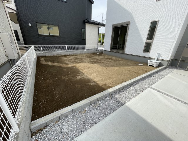 新築戸建・新築建売　大泉町第6仙石　南小学校・南中学校の庭