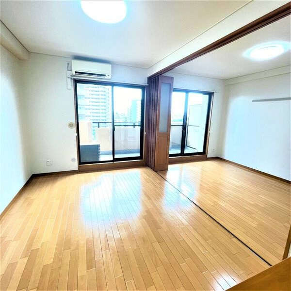 カーレヂ三浦・Ⅱの居間・リビング