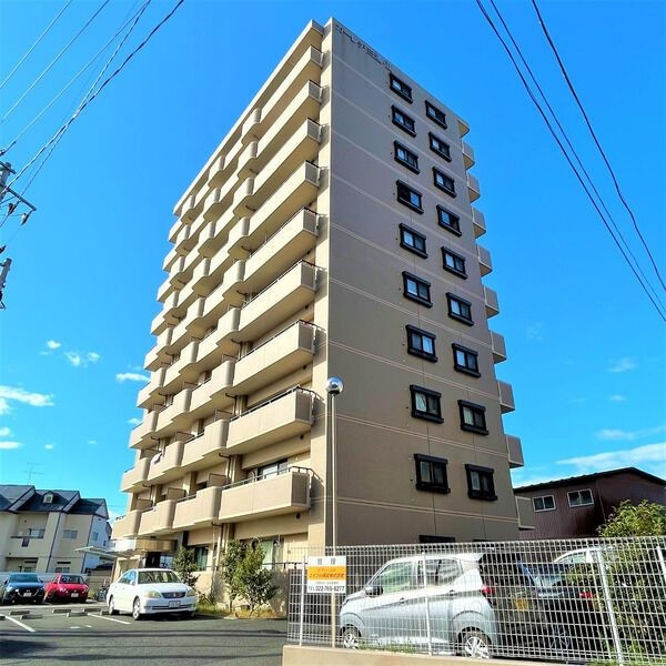 カーレヂ三浦・Ⅱの外観