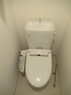 【トイレ】 | カスタリア新宿御苑