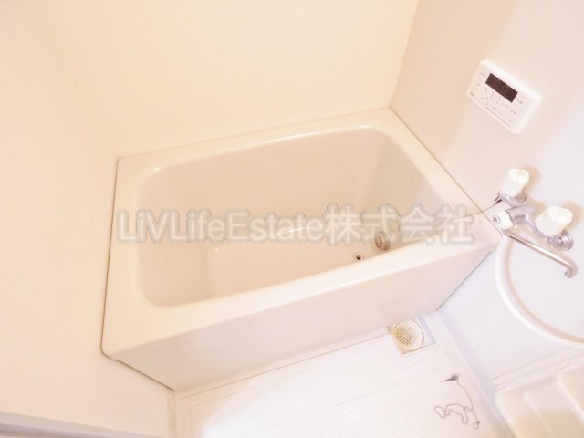 東久留米市柳窪２丁目の賃貸マンションの浴室