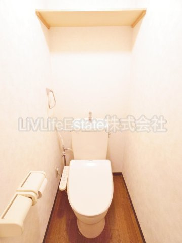 東久留米市柳窪２丁目の賃貸マンションのトイレ