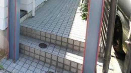 ナカノシオン駒沢　駅徒歩２分　礼金０　学生さんオススメのエントランス