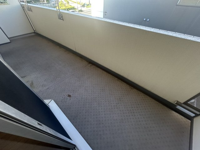 リュイール桃山台のバルコニー