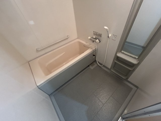 リュイール桃山台の浴室