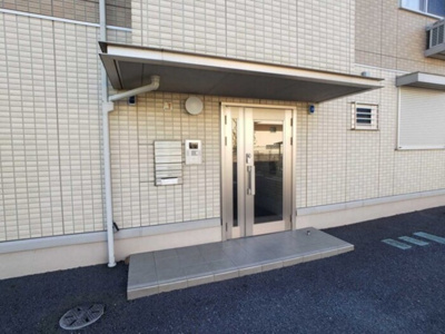 【エントランス】 | プライムステージ | オートロックのエントランス