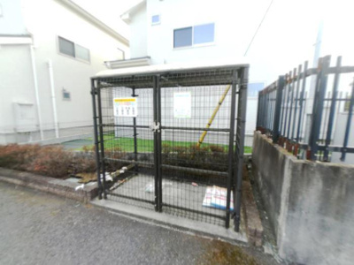 【その他】 | プランドール陽東 Ａ | 敷地内アパート専用ゴミステーション