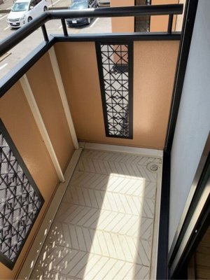 【バルコニー】 | イノセントワールド 壱番館 | バルコニー