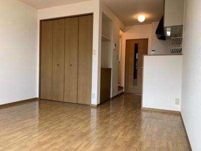 【居間・リビング】 | イノセントワールド 壱番館 | リビング