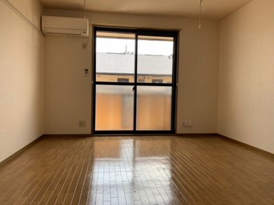 【居間・リビング】 | イノセントワールド 壱番館 | リビング