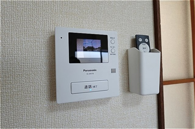 【セキュリティ】 | 小松貸家 | カラーモニターインターホン