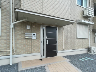 【エントランス】 | フェアリー・テール | オートロック