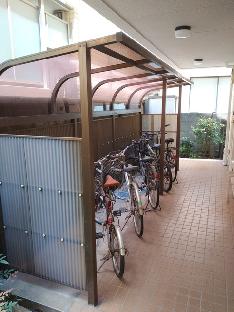 メゾン高田馬場のその他共用部分|★入居者専用の駐輪場★