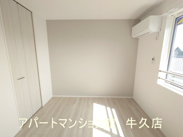 セレウィータ栄町の寝室