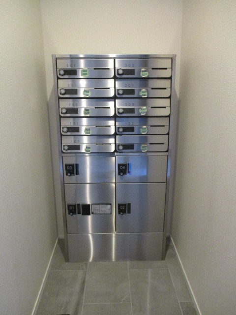 リヴェール奥戸のロビー|★宅配ＢＯＸ★