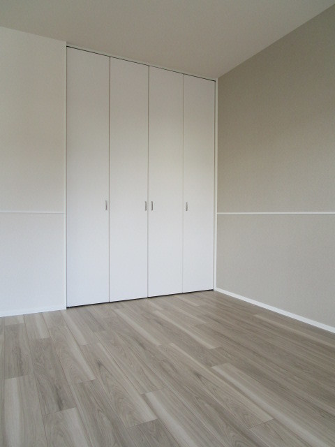 リヴェール奥戸の寝室|★洋室６帖★