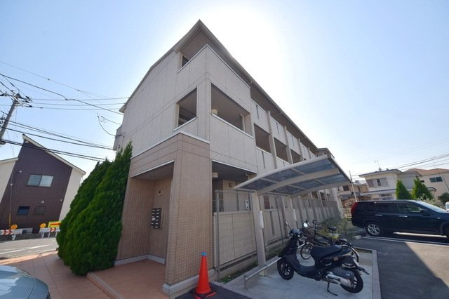 サンロイヤルの外観