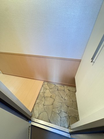 グランメールⅡの玄関|※反転タイプ