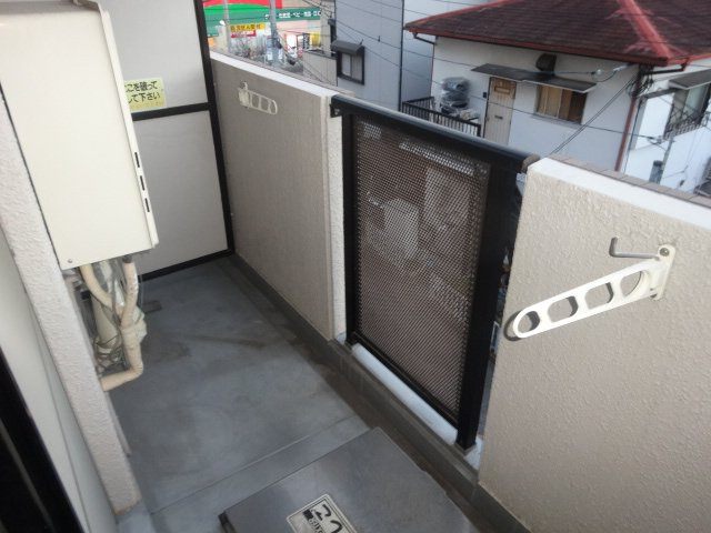 プリムローズ逆瀬川のバルコニー