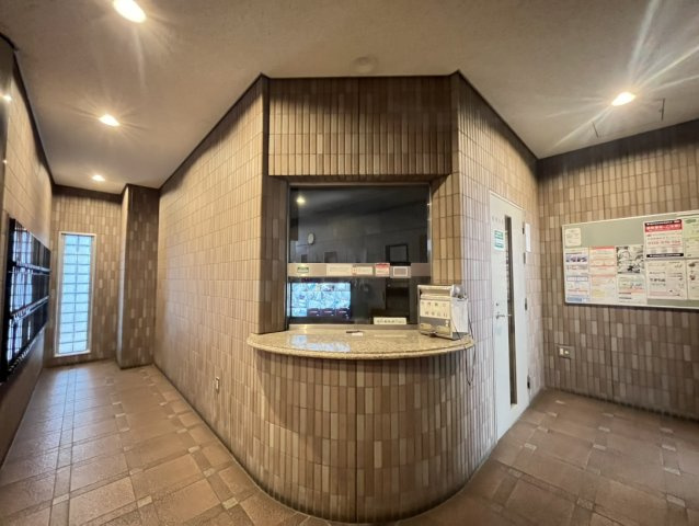 深江駅前ビルの玄関