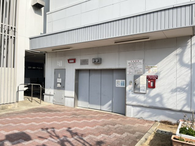 深江駅前ビルの駐車場